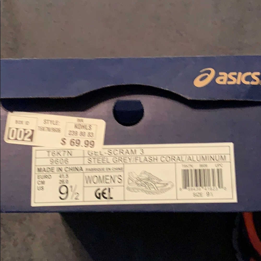 Women’s ASICS - Picture 4 of 13